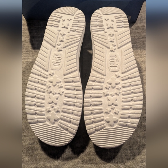 Hey Dude Cow Shoes - Picture 5 of 7